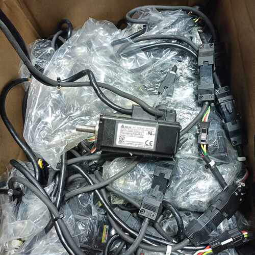 溢价-台达100w电机值电机 ECMC-CW0401RS 成色