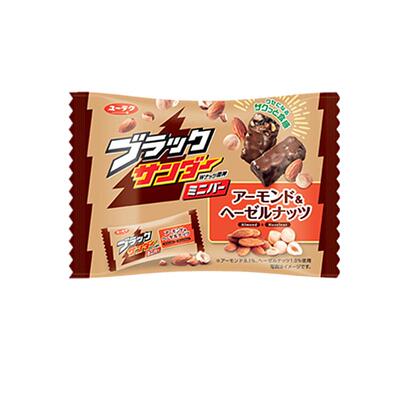 日本进口黑雷神巧克力榛曲奇饼干