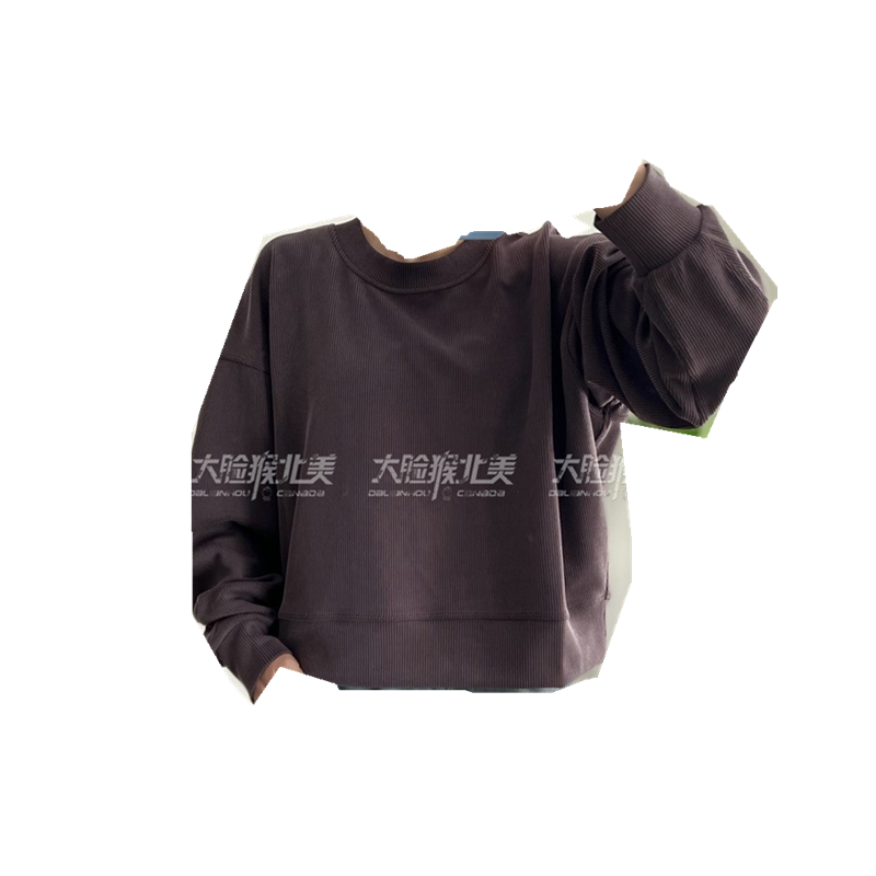 宽松舒适短款卫衣lululemon