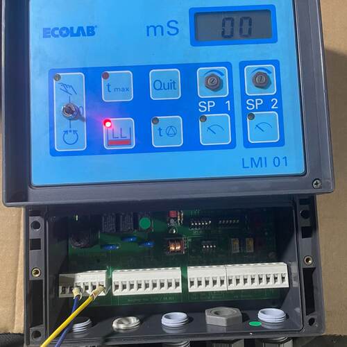 询价-LMI01德国ECOLAB艺康电导率测量控制仪，的，通电