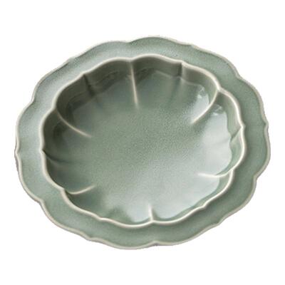 汝山明汝瓷仿古豆绿釉葵口花瓣盘