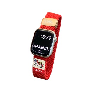 适用苹果手表iwatch10/s11表带可爱马红色编织磁吸扣applewatch98