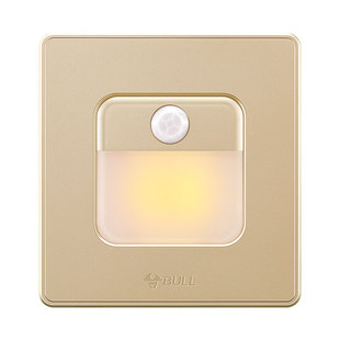 公牛嵌入式地脚灯带插座五孔人来即亮楼梯踏步人体自动感应小夜灯