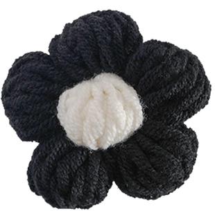 赫本风简约黑白色毛线花朵胸针胸花配饰围巾卫衣毛衣装饰别针徽章