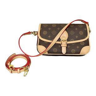 优草坊女包2026新款高品质法棍包时尚百搭单肩斜挎包老花邮差包