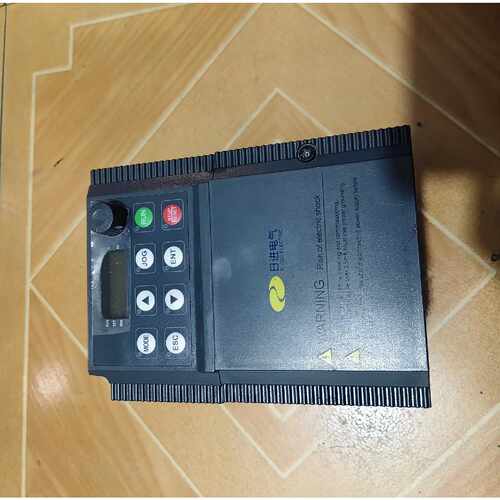 询价-2.2kw日进变频器RJS200-1R5G/2R2P-T4，