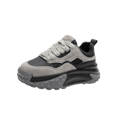 靴子爆款超火加绒雪地白色马丁靴