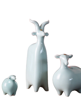 三羊开泰生肖羊陶瓷摆件送礼