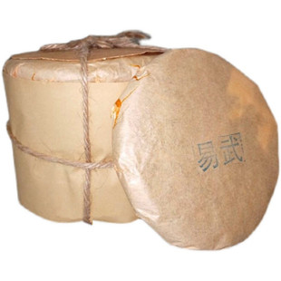 岁月珍藏 易武弯弓古树茶饼100克2013年头春老茶云南普洱茶老生茶