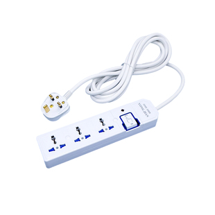 13A 马来西亚新加坡插蘇头方孔排插座带总控开关拖板白色家用线板