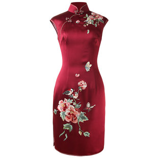 旗开得胜量身定制高考婚礼敬酒典雅高贵修身酒红花鸟刺绣短旗袍女