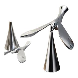 平衡鹰飞鸟开瓶器摆件重力鸟不倒翁家用客厅餐边柜桌面高级装饰品