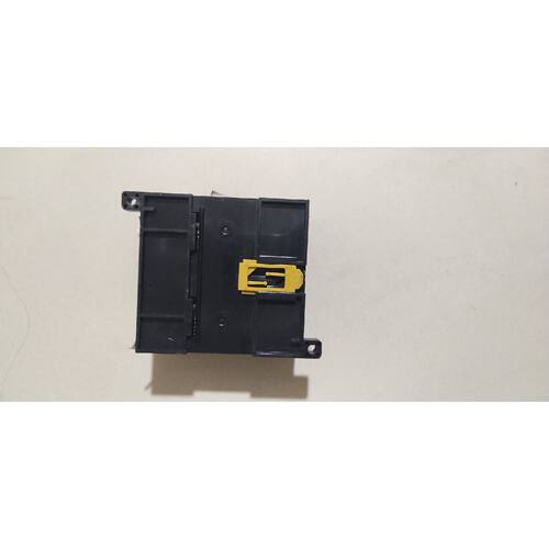 议价欧姆龙PLC OMRON CP1W-TS002 ，功能正常，