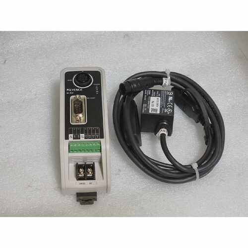 KEYENCE NR2 Communication Unit  SR610 QR CODE SCANER