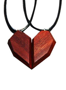 原创动心檀木心形情侣磁铁吊坠