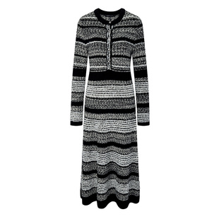 BCBG25冬季款时尚优雅简约花纱中长款收腰小香风毛衣针织女连衣裙