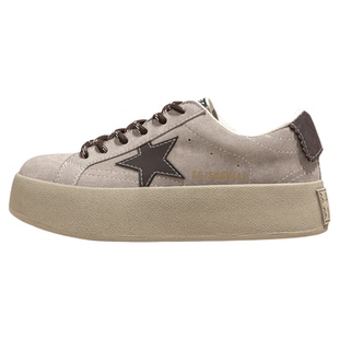 白色厚底星星板鞋女2026新款春季真皮舒适百搭内增高运动休闲鞋子