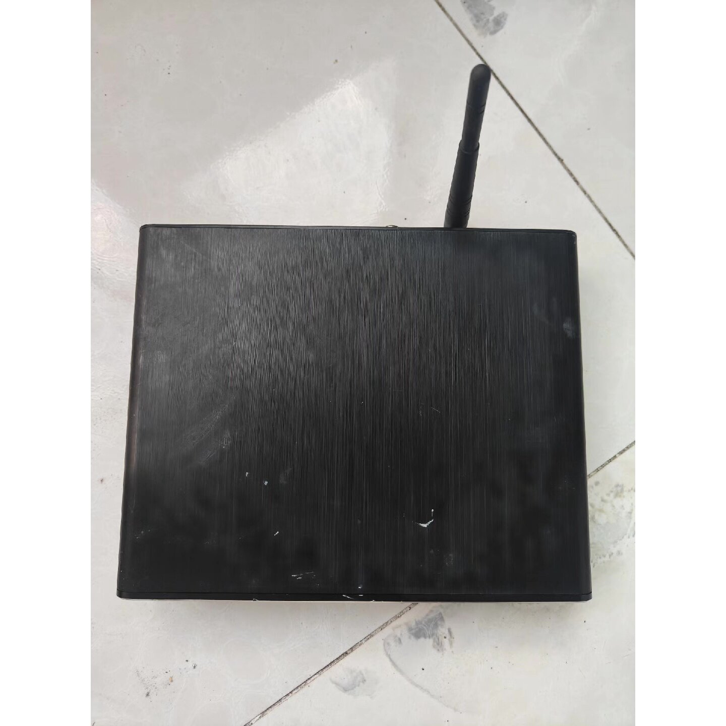 【议价-可维修】海美迪Q10II播放器，开机屏好，其余功能未测，，