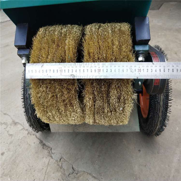 手推彩钢瓦除锈机 电动钢板除锈机 多功能内燃型材锈清除机