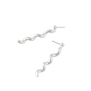 美国热牌madewell出口y单亚光银色不规则波浪造型长款银针耳环
