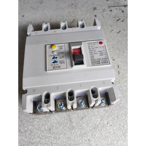 议价全新不带包装CSCH 常熟开关 CSM1LE-250L/43
