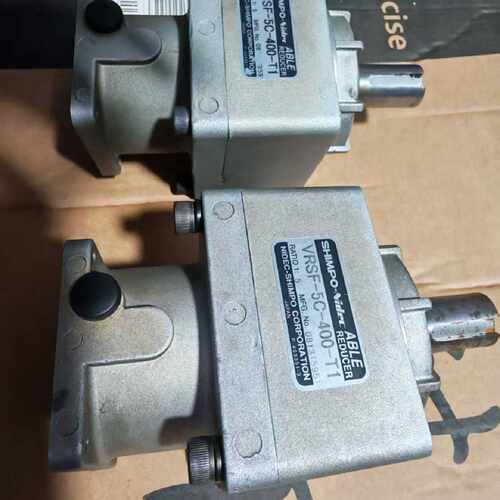咨询后拍日本新宝SHIMPO行星减速机VRSF-5C-400-T1，