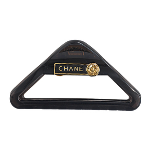 高级感新款小众气质几何三角形发夹鲨鱼夹后脑勺发量少抓夹发夹女