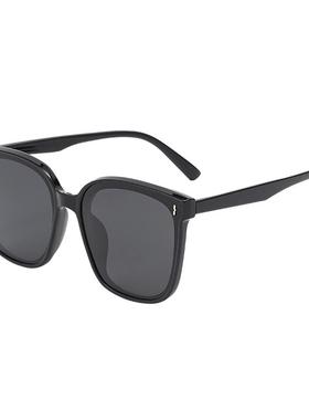 茶色墨镜女2025年新款潮大脸显瘦