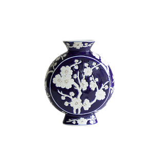 聞其《藏韵凝香》梅花寶瓶 立体浮雕陶瓷花瓶中式摆件玄关装饰品