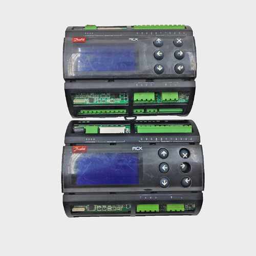 DANFOSS MCX061V PROGRAMMABLE CONTROLLER 080G0251 24VAC, LCD