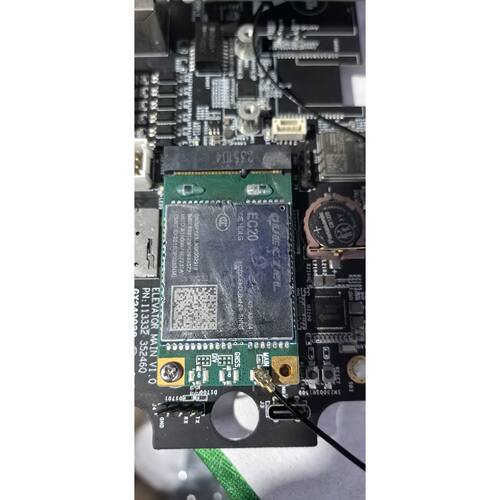 议价EByte E22 4G模块，带主板，型号E22 400T3