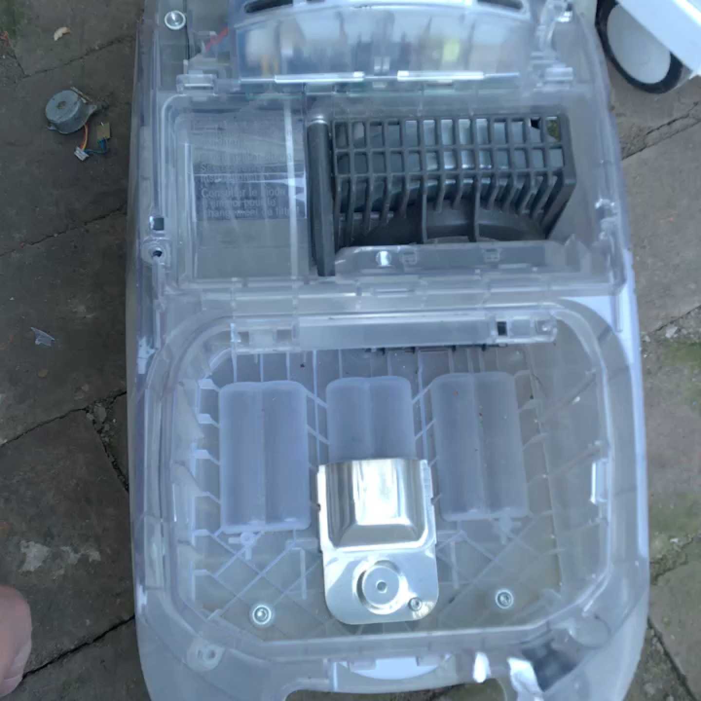 Miele美诺吸尘器HS10A 外壳摔坏配件出