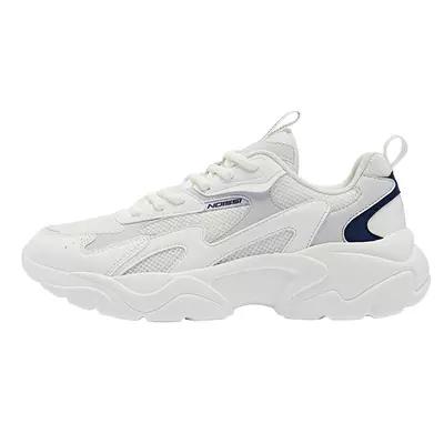 乔丹皮面防水休闲鞋男鞋