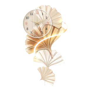 奶油风钟表挂钟客厅2026新款高级感时钟装饰画银杏叶静音摇摆钟表