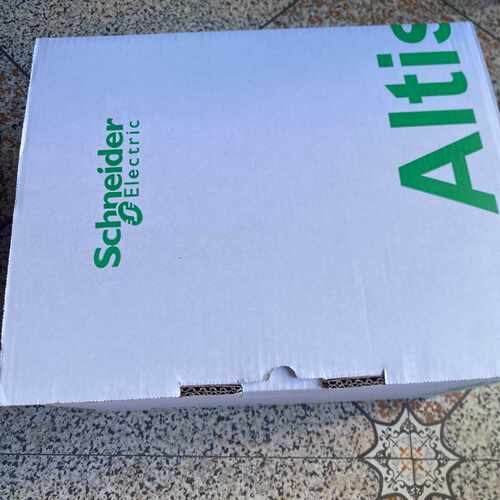 议价施耐德ATS22C14Q软启动器，99新，水电站装机没用就拆