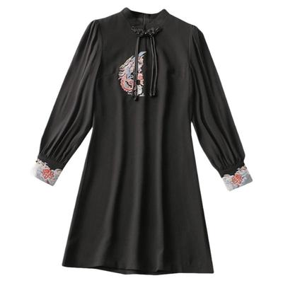 242247 秋醋酸纤维连衣裙 女绣花长款长袖立领