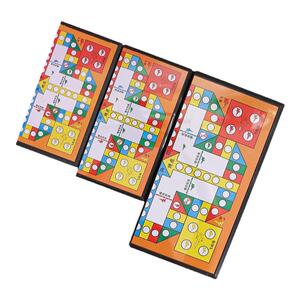 磁石五子棋磁围棋便携折叠棋盘学生益智黑白初学套装象棋跳棋飞行