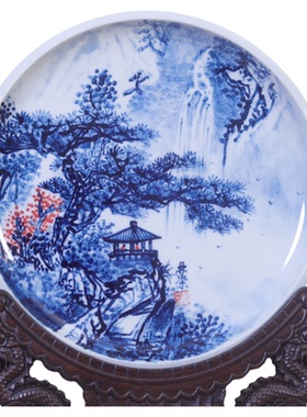 刘林荣手绘青花瓷中式挂盘案头