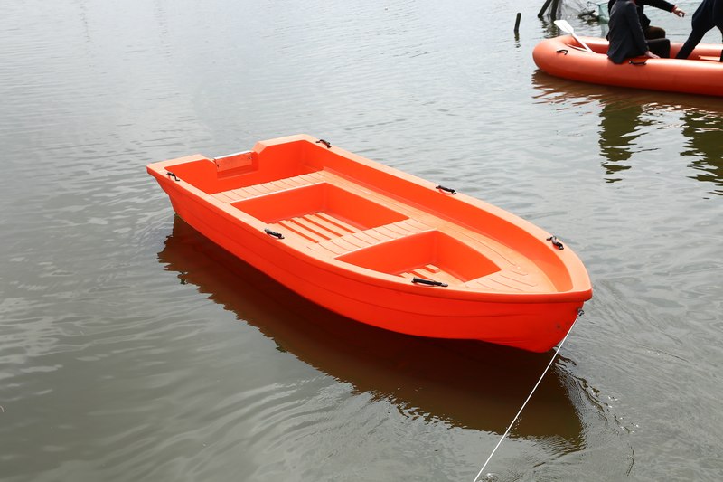 定制4.0米PE塑料船厂家直销渔船捕鱼船钓鱼船休闲娱乐可配船外机