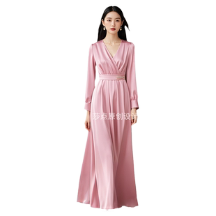 今年超好看连衣裙缎面长袖春秋新款V领优雅气质高贵长款裙子