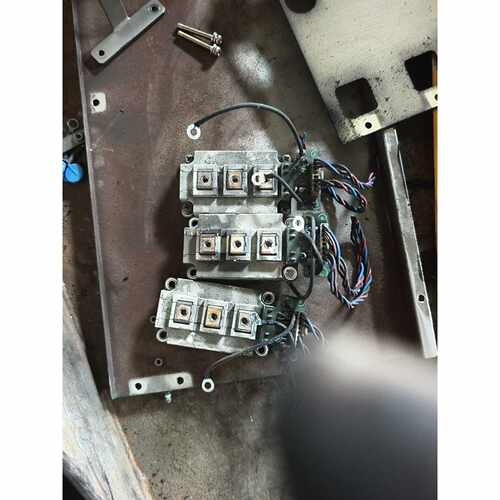 在线议价英飞凌IGBT模块FF200R12KT4，拆机品，外观成色看