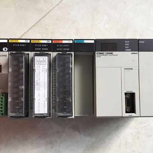 议价C200H-ASC02/CN311/C200HW-COM05-V1 C200HE-CPU32-E 欧姆龙O
