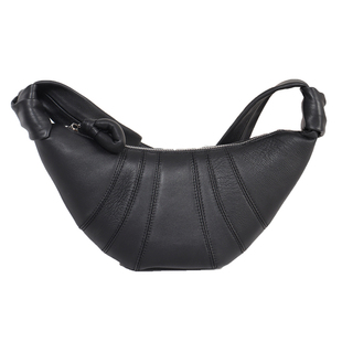 法国小众高级感女胸腰包可颂包羊皮饺子包羊角包斜挎包真皮牛角包