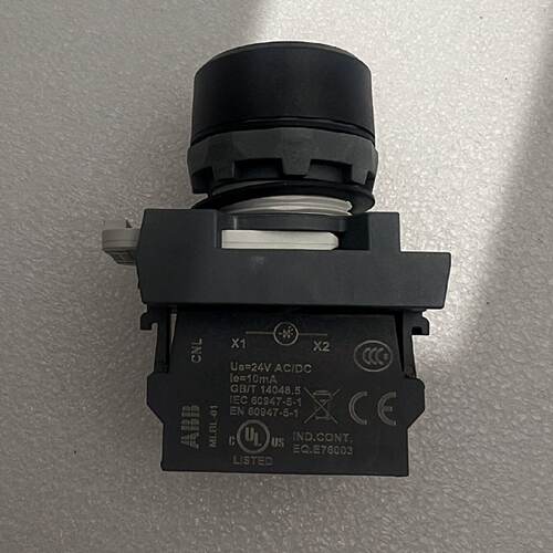 议价原装ABB机器人IRC5柜马达啓动灯上电按钮灯3HAC052144-001现