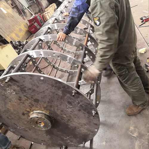 工厂现货刮板蒸发器 刮壁式薄膜蒸发器 刮板蒸发器刮板机按需可定