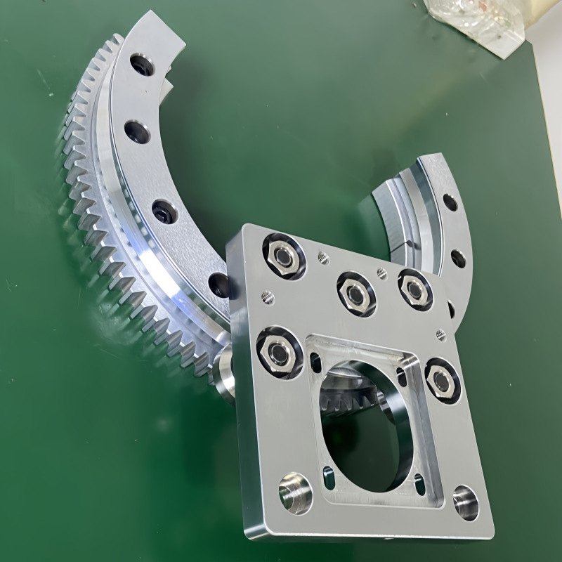 任意角度可分段圆弧形导轨带齿条齿轮自动化钢轨运行平稳输送线