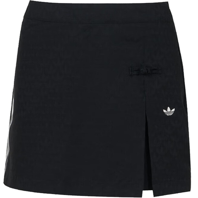 adidas阿迪达斯三叶草女子运动休闲短裤裤子KC5842