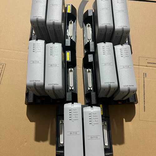 溢价-浙大中控DI715-S11模块，处理。成色如图，功能