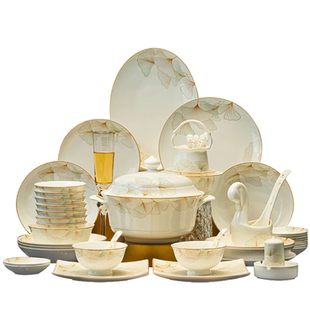 轻奢碗碟套装家用2026新款欧式高档骨瓷餐具碗盘套装乔迁碗具碗筷