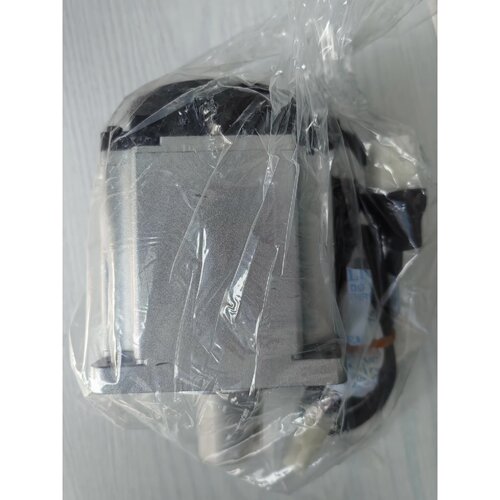 询95新XINJEAC伺服电机型号MS6H80CS30B